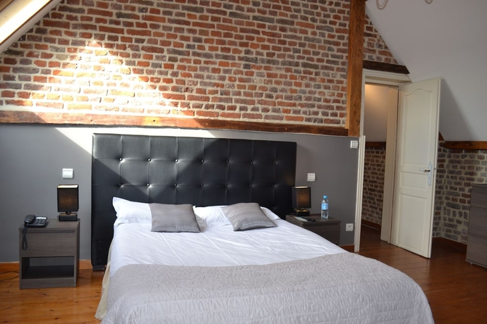 Imagen de la habitación del Hotel Le Domaine des Cigognes. Foto 10