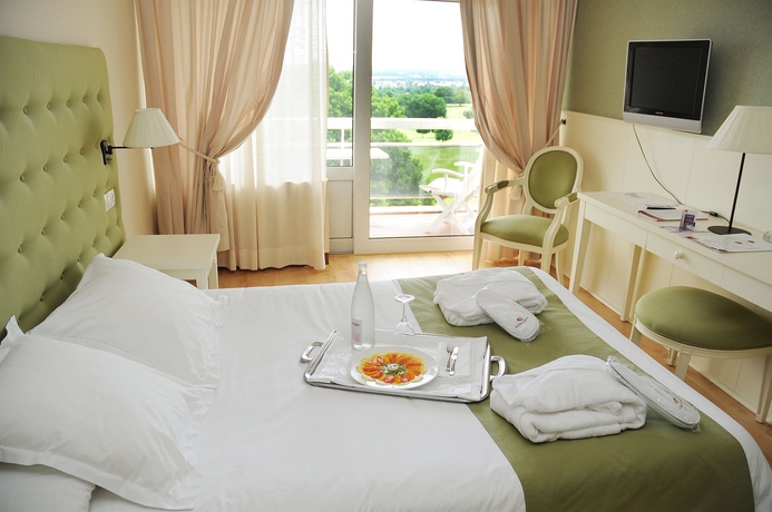 Imagen de la habitación del Hotel Le Domaine des Dryades. Foto 2
