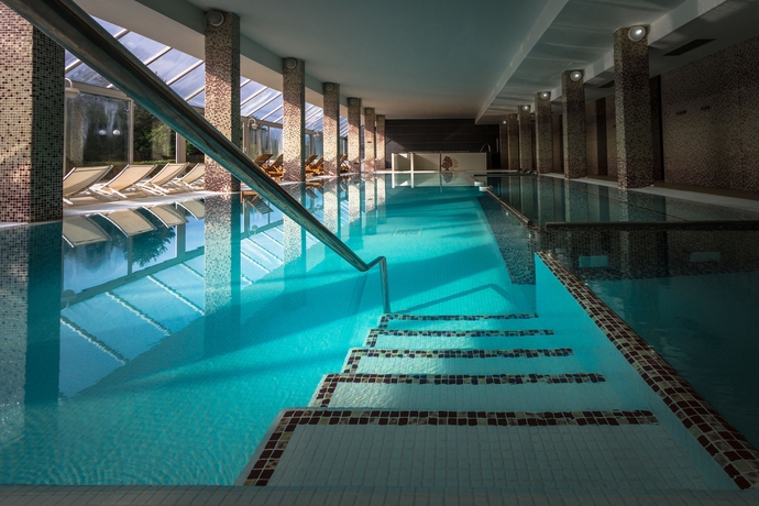 Imagen de la piscina del Hotel Le Domaine des Dryades. Foto 8