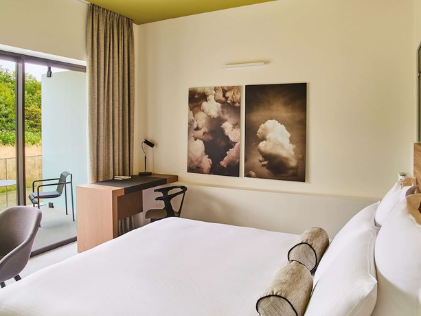 Imagen de la habitación del Hotel Le Domaine des Vanneaux Golf and Spa MGallery. Foto 6