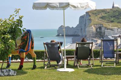 Imagen del bar/restaurante del Hotel Le Dormy House. Foto 4