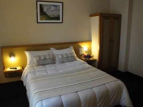 Imagen de la habitación del Hotel Le Drakkar. Foto 9