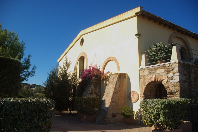 Imagen de los exteriores del Hotel Le Dune Piscinas. Foto 9