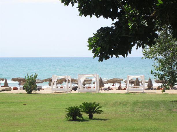Imagen de la habitación del Hotel Le Dune Resort. Foto 7