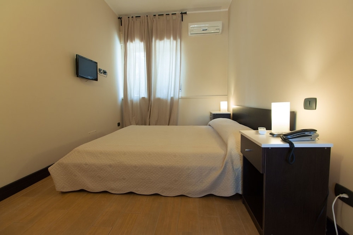 Imagen de la habitación del Hotel Le Dune Sicily. Foto 14