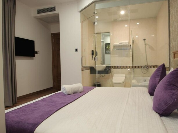 Imagen de la habitación del Hotel Le Duy Grand. Foto 5