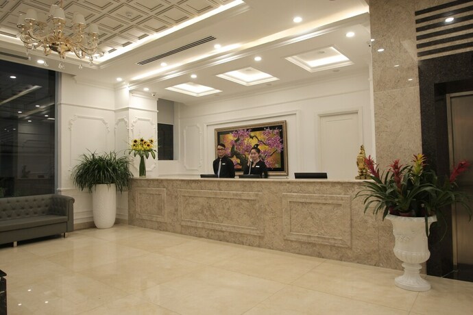 Imagen de los interiores del Hotel Le Duy Grand. Foto 13