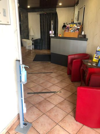 Imagen de los interiores del Hotel Le Faisan, MONTLUCON. Foto 19