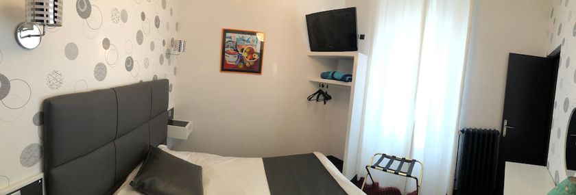 Imagen de la habitación del Hotel Le Faisan, MONTLUCON. Foto 14