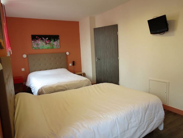 Imagen de la habitación del Hotel Le Faisan, Saint-Avertin. Foto 14