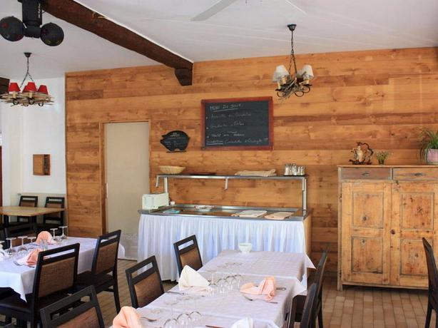 Imagen del bar/restaurante del Hotel Le Faranchin. Foto 7