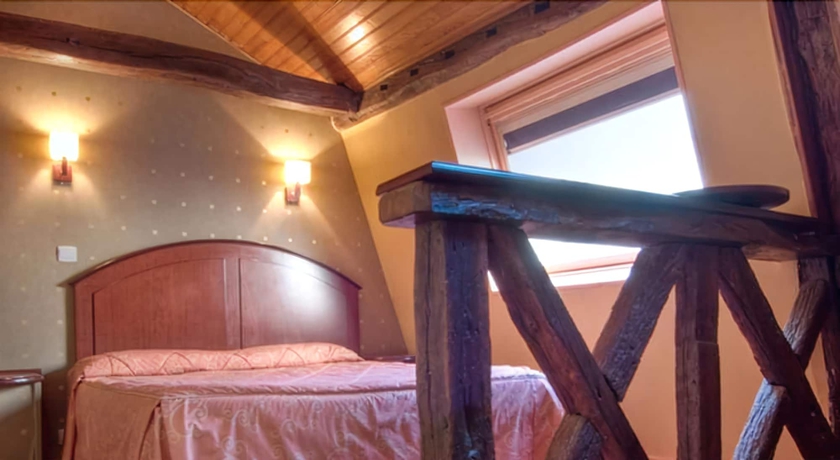 Imagen de la habitación del Hotel Le Faubourg. Foto 7