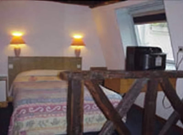 Imagen de la habitación del Hotel Le Faubourg. Foto 9