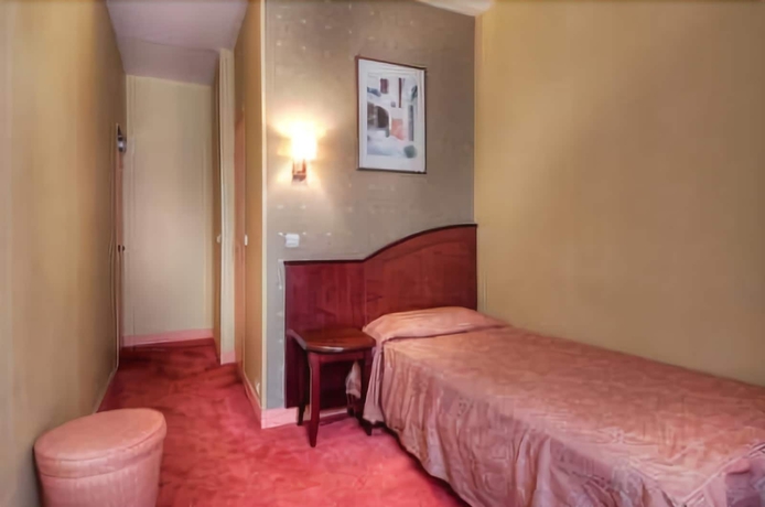 Imagen de la habitación del Hotel Le Faubourg, &Oacute;pera. Foto 2