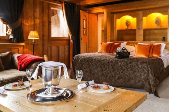 Imagen de la habitación del Hotel Le Fer à Cheval, Megeve. Foto 5