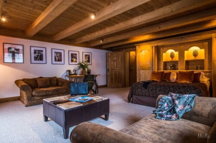 Imagen de la habitación del Hotel Le Fer à Cheval, Megeve. Foto 8