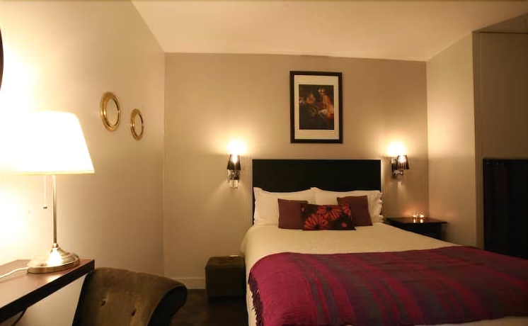 Imagen de la habitación del Hotel Le Figuier. Foto 4