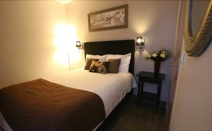 Imagen de la habitación del Hotel Le Figuier. Foto 8