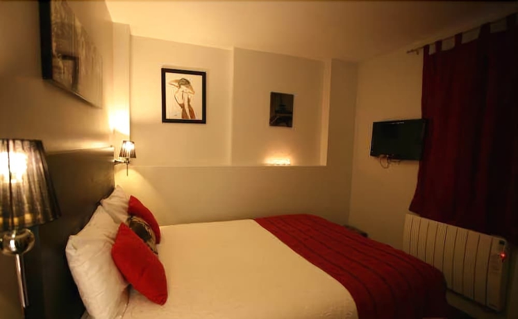 Imagen de la habitación del Hotel Le Figuier. Foto 10