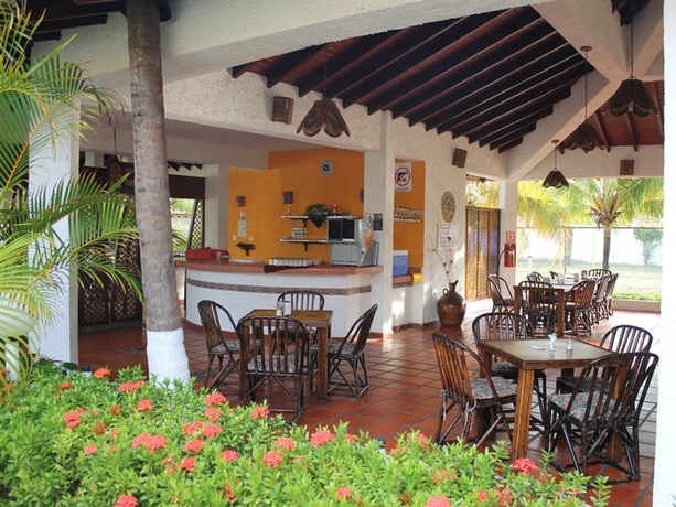 Imagen general del Hotel Le Flamboyant, Playa El Agua. Foto 8