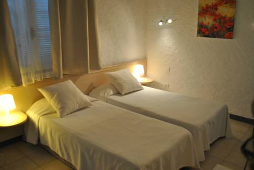 Imagen de la habitación del Hotel Le Fleurance. Foto 3