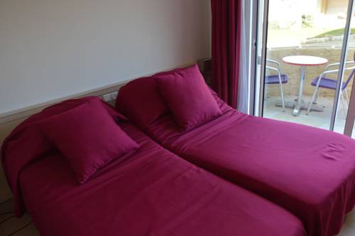 Imagen de la habitación del Hotel Le Fleurance. Foto 7