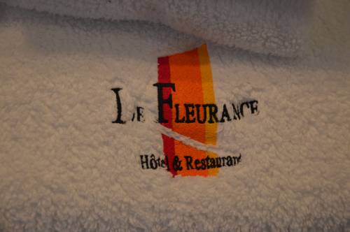 Imagen de la habitación del Hotel Le Fleurance. Foto 9