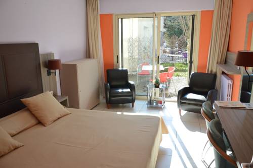 Imagen de la habitación del Hotel Le Fleurance. Foto 12