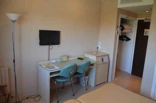 Imagen de la habitación del Hotel Le Fleurance. Foto 17