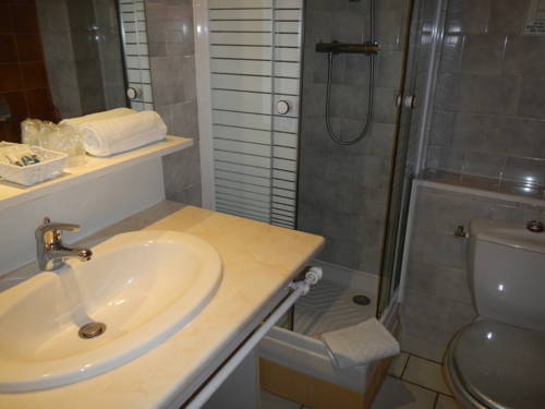 Imagen de la habitación del Hotel Le Flore. Foto 16