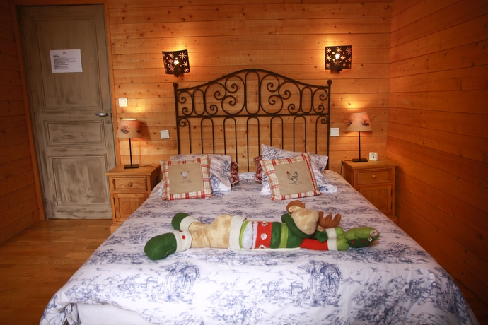 Imagen de la habitación del Hotel Le Floréal. Foto 5