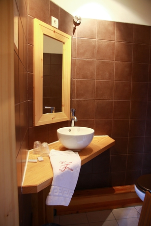 Imagen de la habitación del Hotel Le Floréal. Foto 6