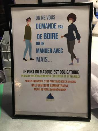 Imagen de los interiores del Hotel Le Florence. Foto 18