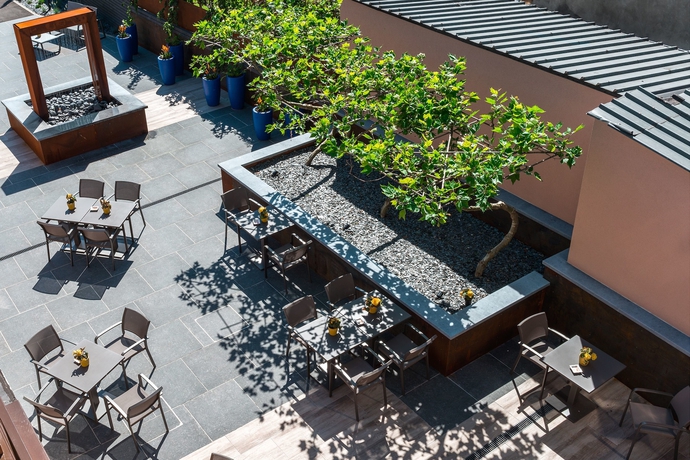 Imagen de los exteriores del Hotel Le Florentin. Foto 15