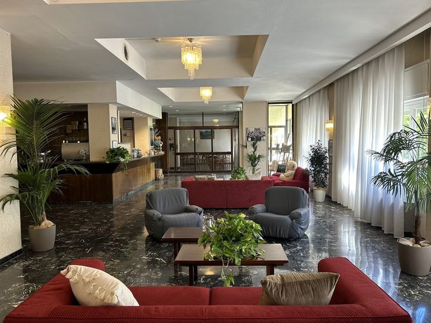 Imagen de los interiores del Hotel Le Focette Dell\'Orso. Foto 12
