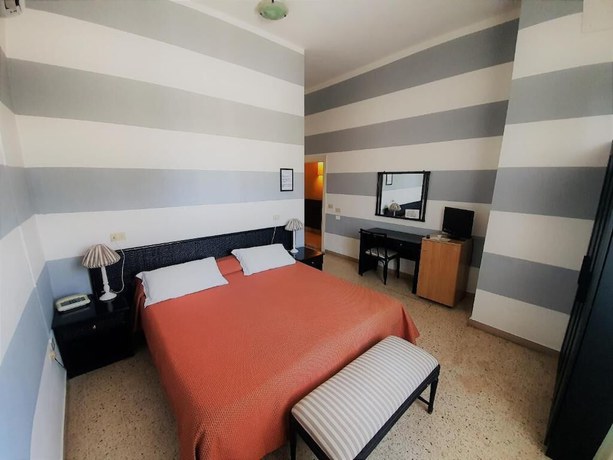 Imagen de la habitación del Hotel Le Focette, Pietrasanta. Foto 7