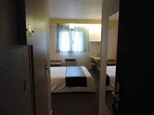 Imagen de la habitación del Hotel Le Foron. Foto 6