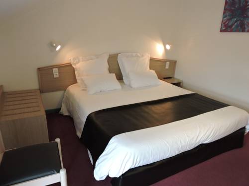 Imagen de la habitación del Hotel Le Foron. Foto 10