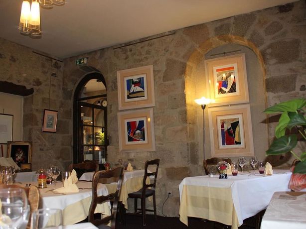 Imagen de los interiores del Hotel Le France, Aubusson. Foto 15