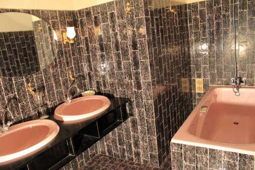 Imagen de la habitación del Hotel Le France. Foto 10