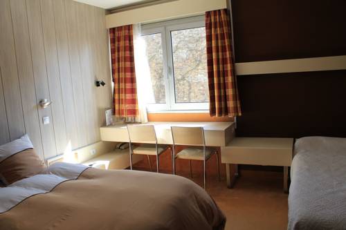 Imagen de la habitación del Hotel Le France. Foto 14