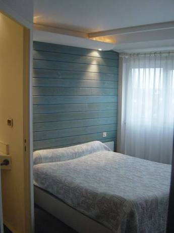Imagen de la habitación del Hotel Le France. Foto 16
