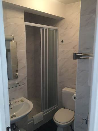 Imagen de la habitación del Hotel Le France, Redon. Foto 10