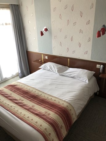 Imagen de la habitación del Hotel Le France, Redon. Foto 18