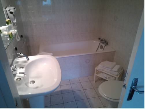 Imagen de la habitación del Hotel Le Franco Belge. Foto 14