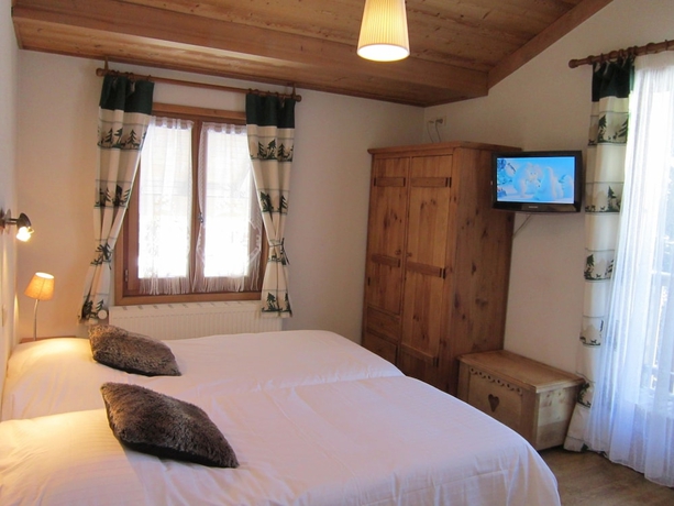 Imagen de la habitación del Hotel Le Gai Soleil. Foto 8