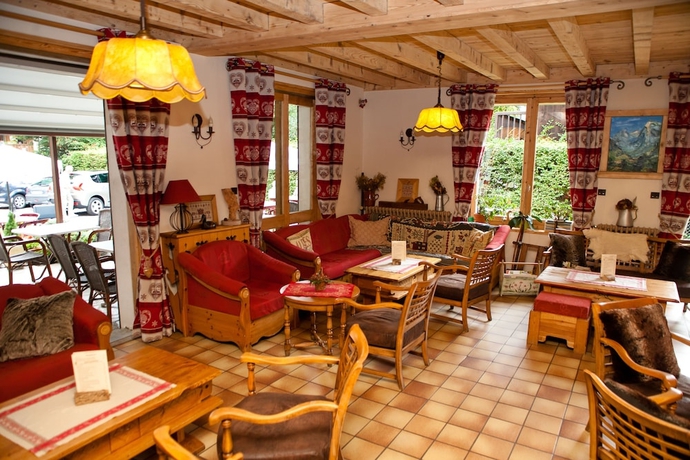 Imagen del bar/restaurante del Hotel Le Gai Soleil. Foto 2