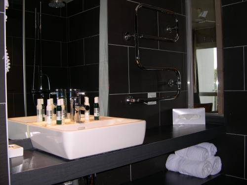 Imagen de la habitación del Hotel Le Galet Hotel & Spa. Foto 4