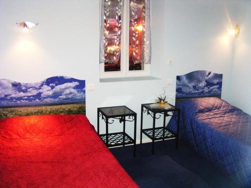 Imagen de la habitación del Hotel Le Gambetta, Carmaux. Foto 8