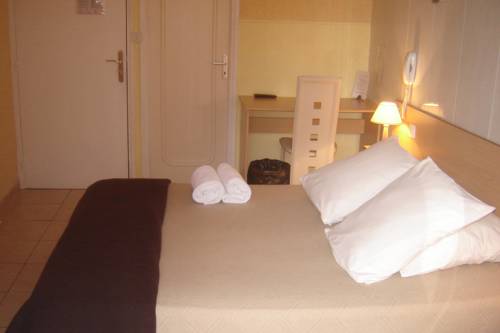 Imagen de la habitación del Hotel Le Gambetta, Vias. Foto 13